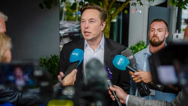 Pressedekningen av Musks besøk i Stavanger tærer på mediebransjens tillit