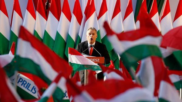Viktor Orbán forlater europeiske partikolleger