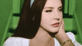Lana Del Rey tar steget frem som den kunstneren hun alltid har vært