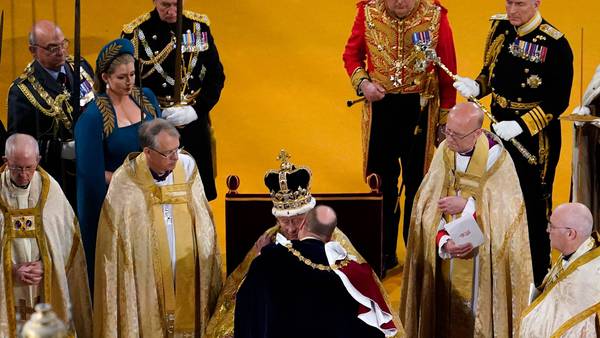 Kronprins Williams blanke isse sto for kroningens mest gripende øyeblikk
