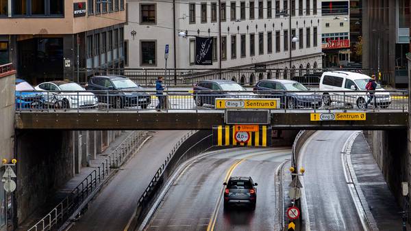 Det finnes en åpenbar måte å hindre bilkøer i Oslo sentrum på