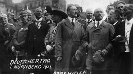 100 år siden Hitler for første gang dukket opp i Morgenbladets spalter