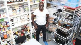 Shola Olunloyo vil avkolonisere restaurantkjøkkenet 